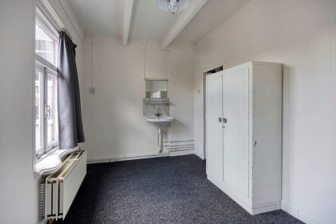 Photo 16 of Oosterstraat 28-A