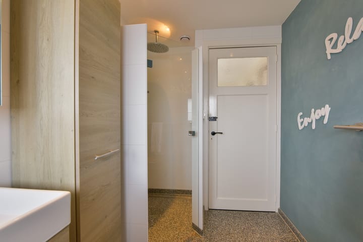 Foto 28 van Johan Messchaertstraat 21