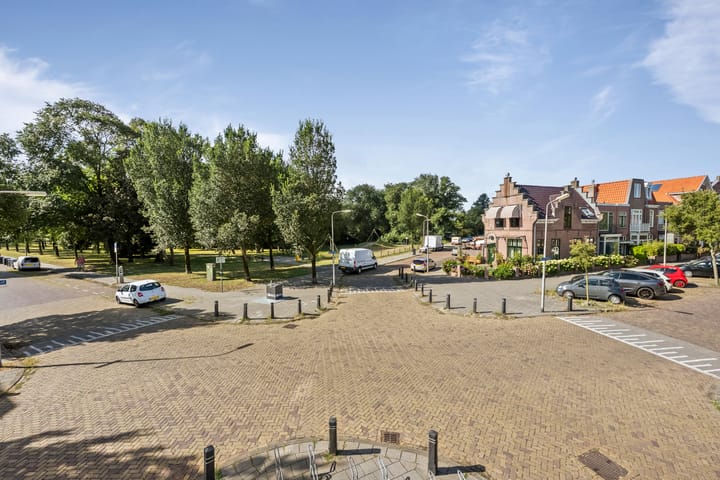 Photo 6 of Snelliusstraat 21-A