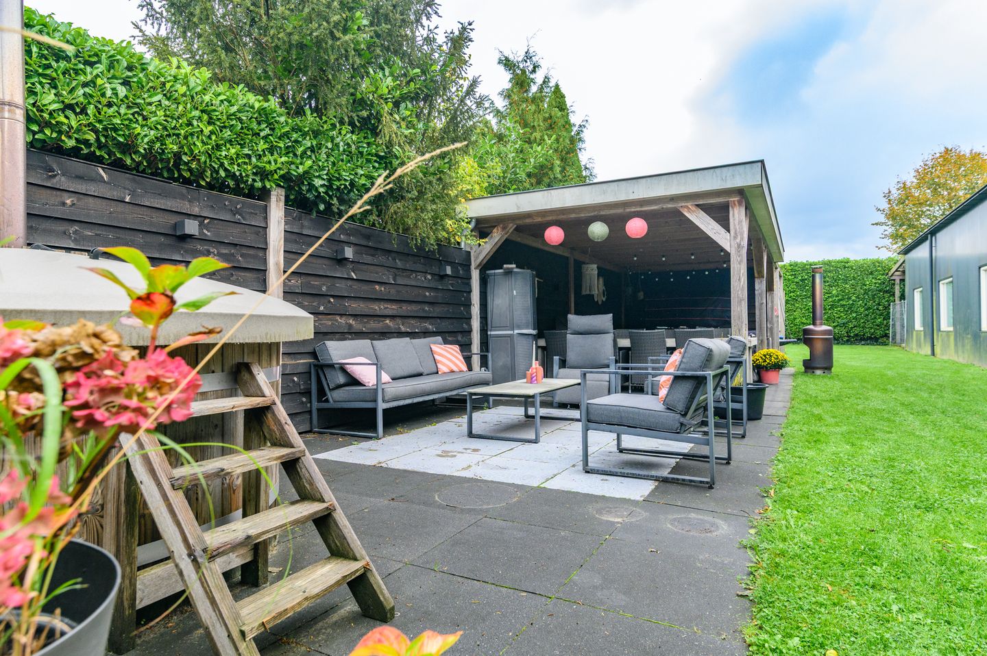 Bekijk foto 2 van Tolhûsleane 14