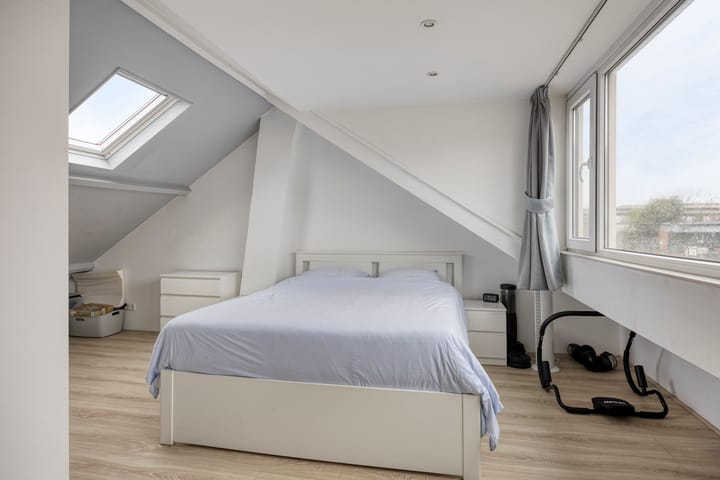 Foto 26 van Van Brienenoordstraat 3