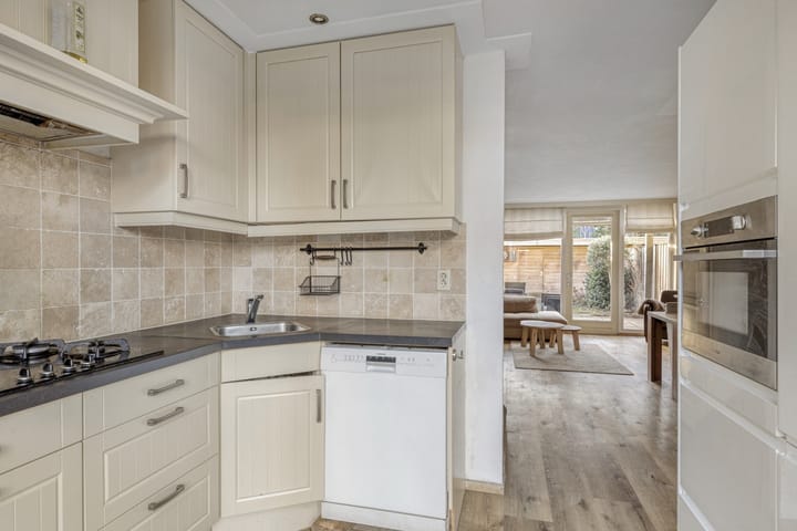 Foto 14 van Spade 16