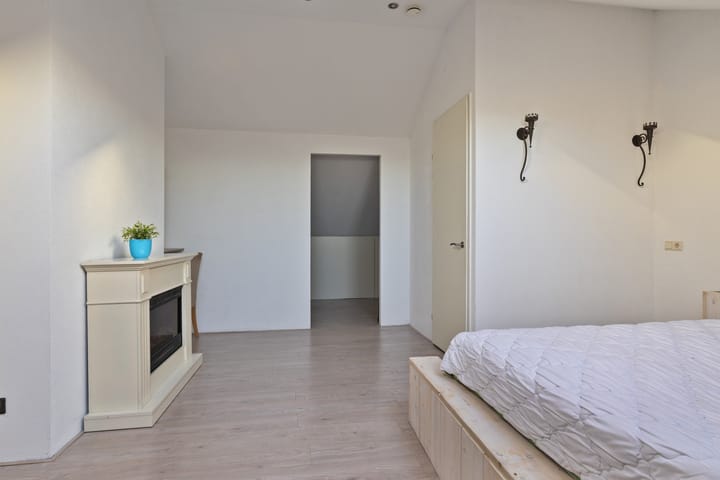 Foto 25 van Spade 16