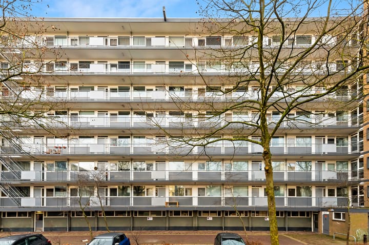 Foto 1 van Bart Verhallenplein 143