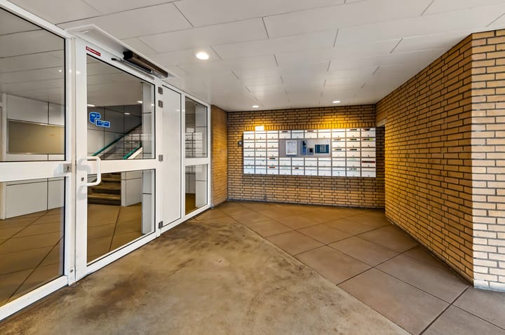 Foto 7 van Bart Verhallenplein 143