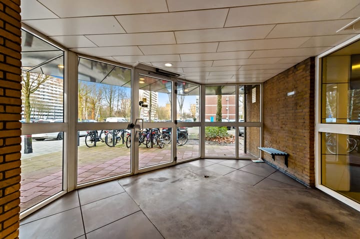 Foto 8 van Bart Verhallenplein 143