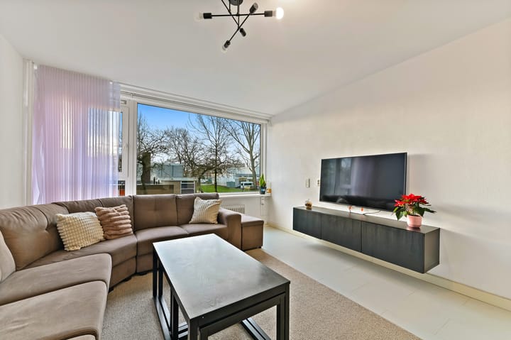 Foto 15 van Bart Verhallenplein 143