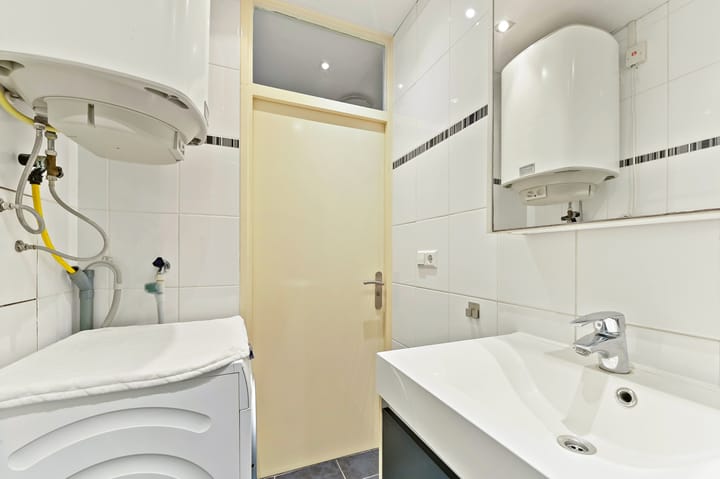 Foto 24 van Bart Verhallenplein 143