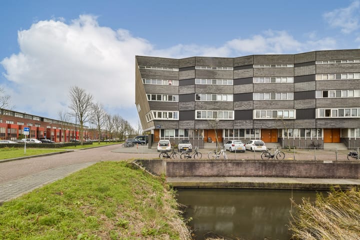 Photo 2 of Eurokade 16-D