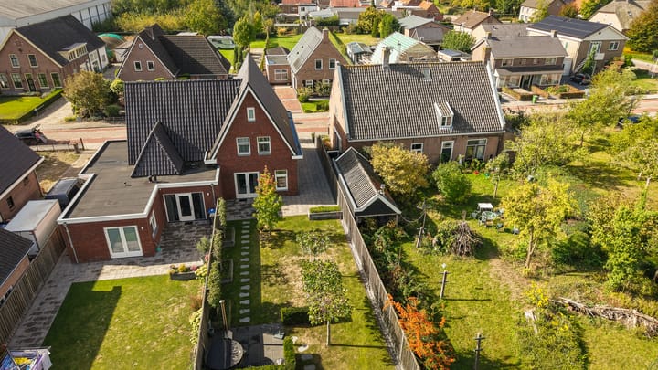 Photo 4 of van der Loostraat 5