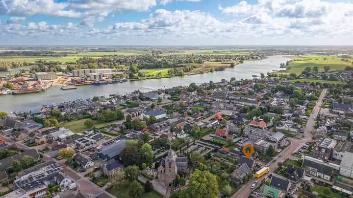 Photo 13 of van der Loostraat 5