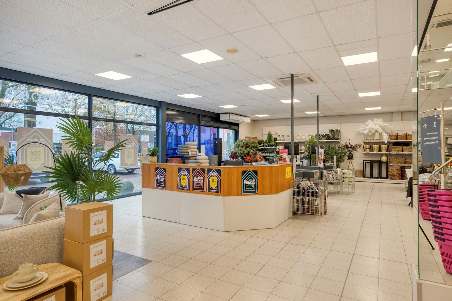 View photo 4 of Nijverheidsweg 14