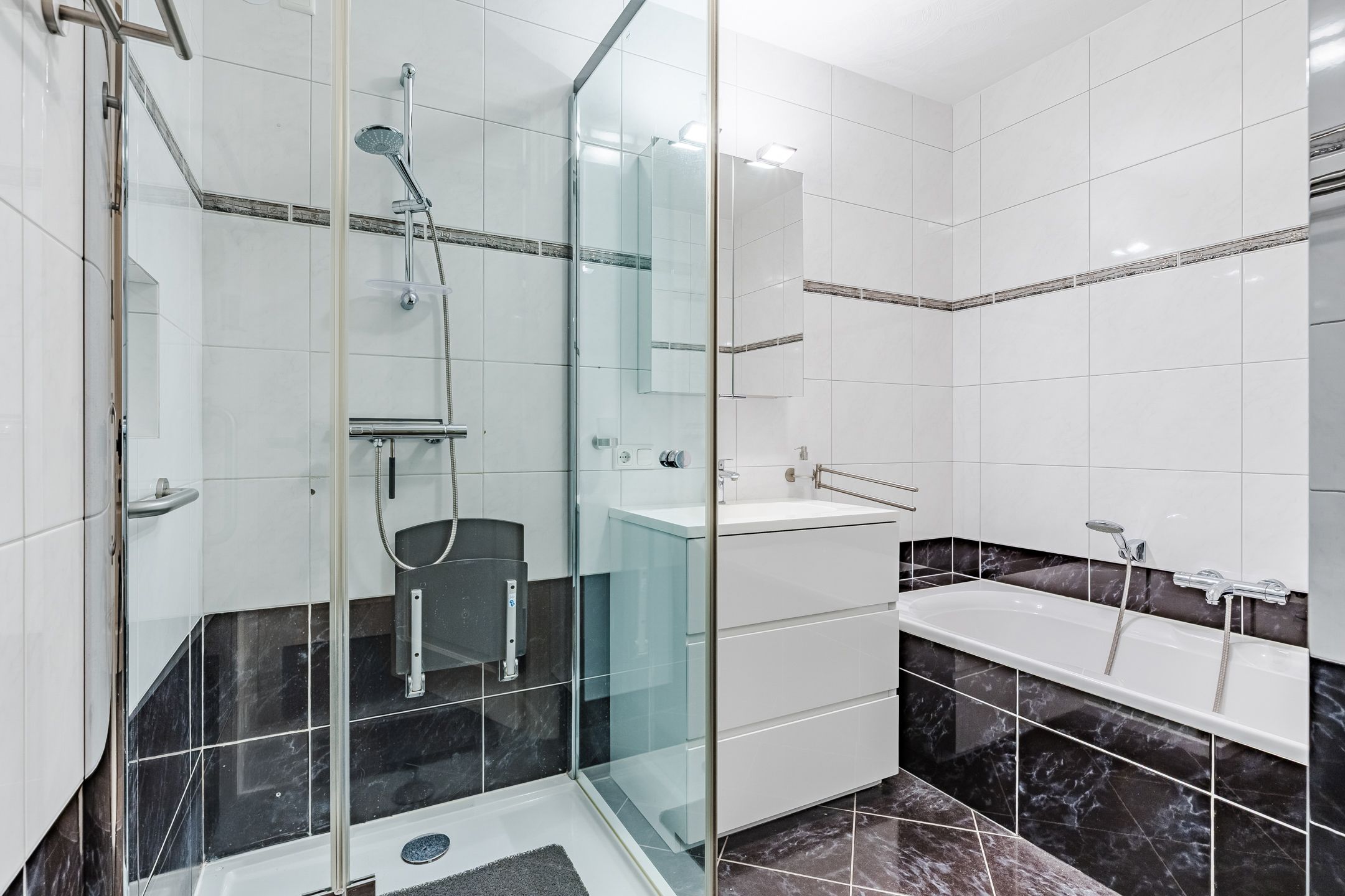 Foto 21 van Helleneind 3