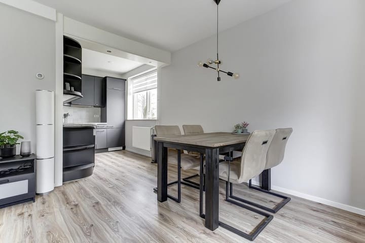 Foto 8 van Weegbreestraat 112