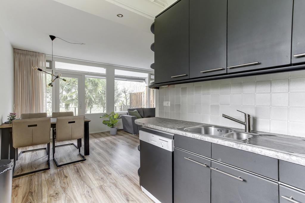 Foto 12 van Weegbreestraat 112