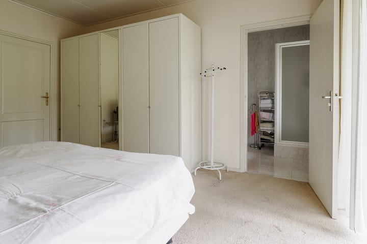 Photo 34 of Levantstraat 19