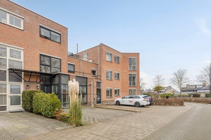 Photo 9 of Reuzenpandasingel 220