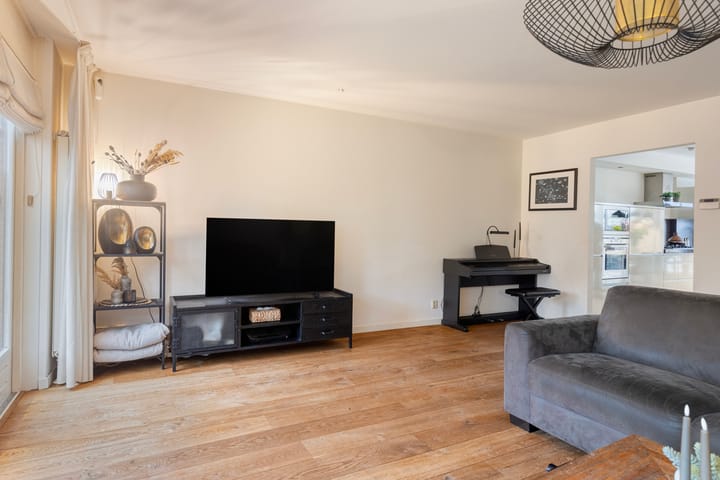 Photo 15 of Reuzenpandasingel 220