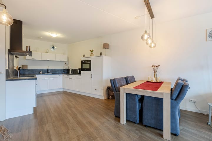 Foto 8 van Poolster 27