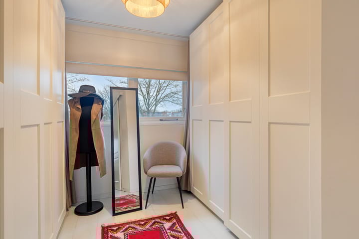 Photo 36 of Reuzenpandasingel 220