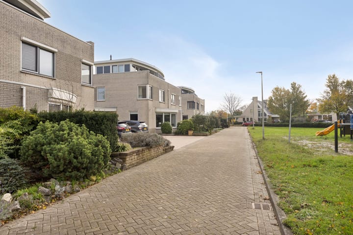 Foto 12 van De Parelvissers 53