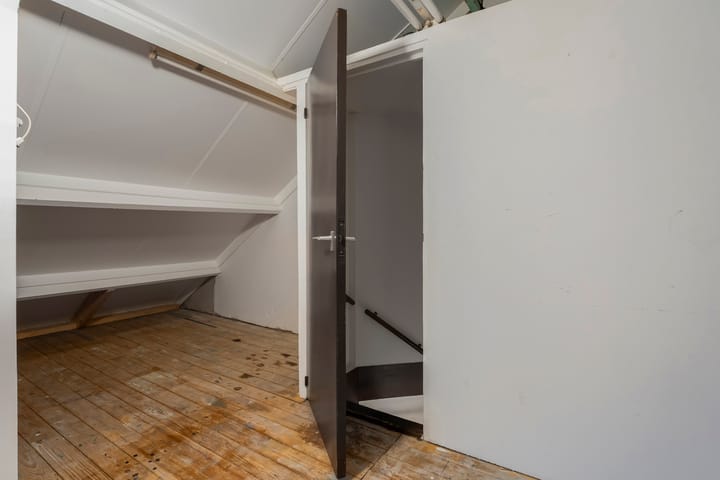 Foto 31 van Graaf van Rechterenstraat 8