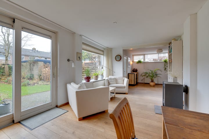 Foto 8 van Oranjestraat 13