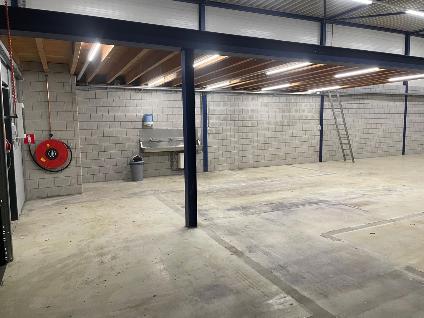 View photo 5 of Handelsweg 16