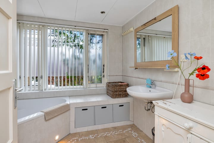 Foto 20 van Heerenweg 57-04