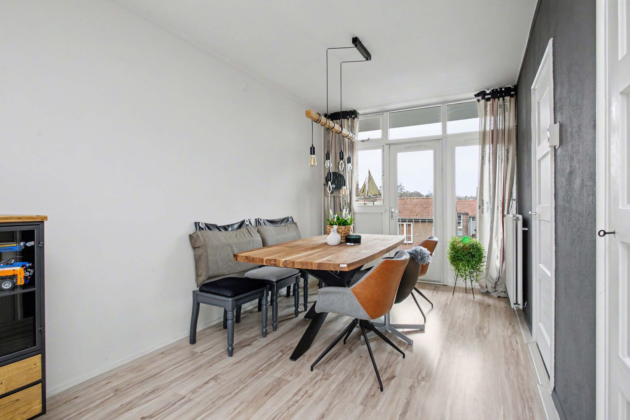 Photo 3 of Van Brakelstraat 20-C