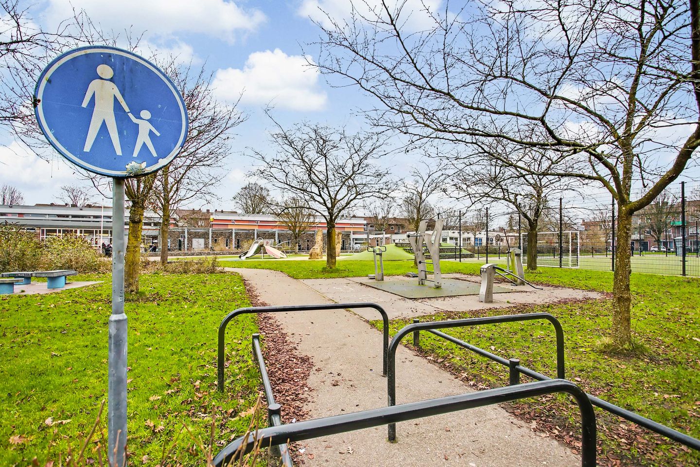 Photo 19 of Van Brakelstraat 20-C
