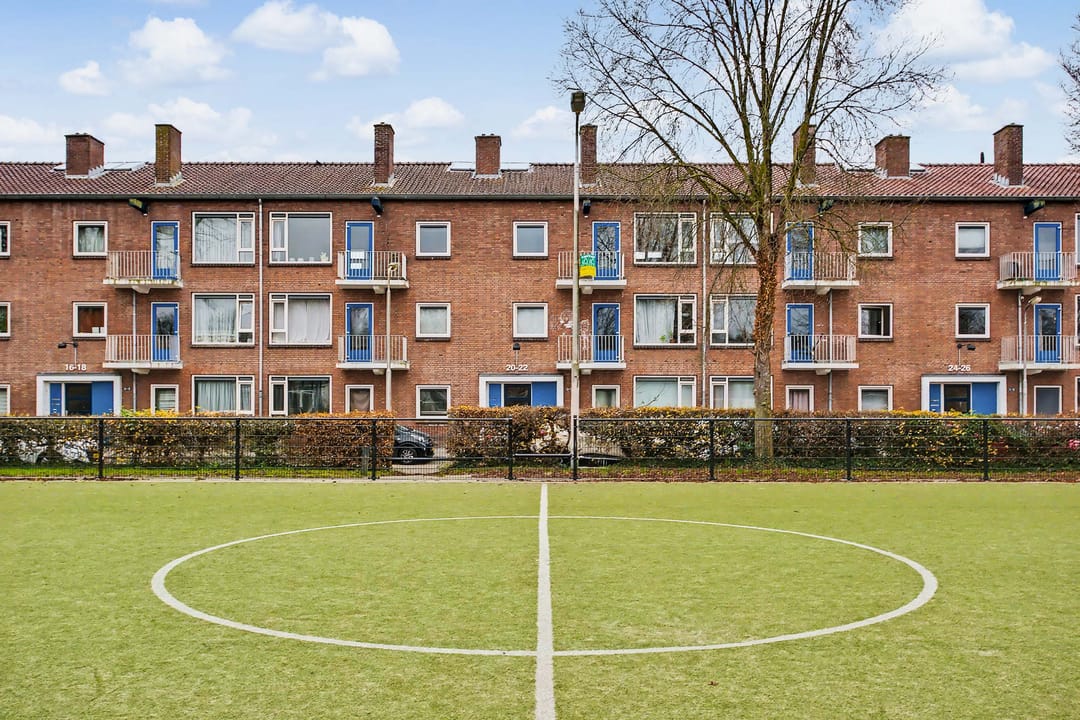 Photo 22 of Van Brakelstraat 20-C