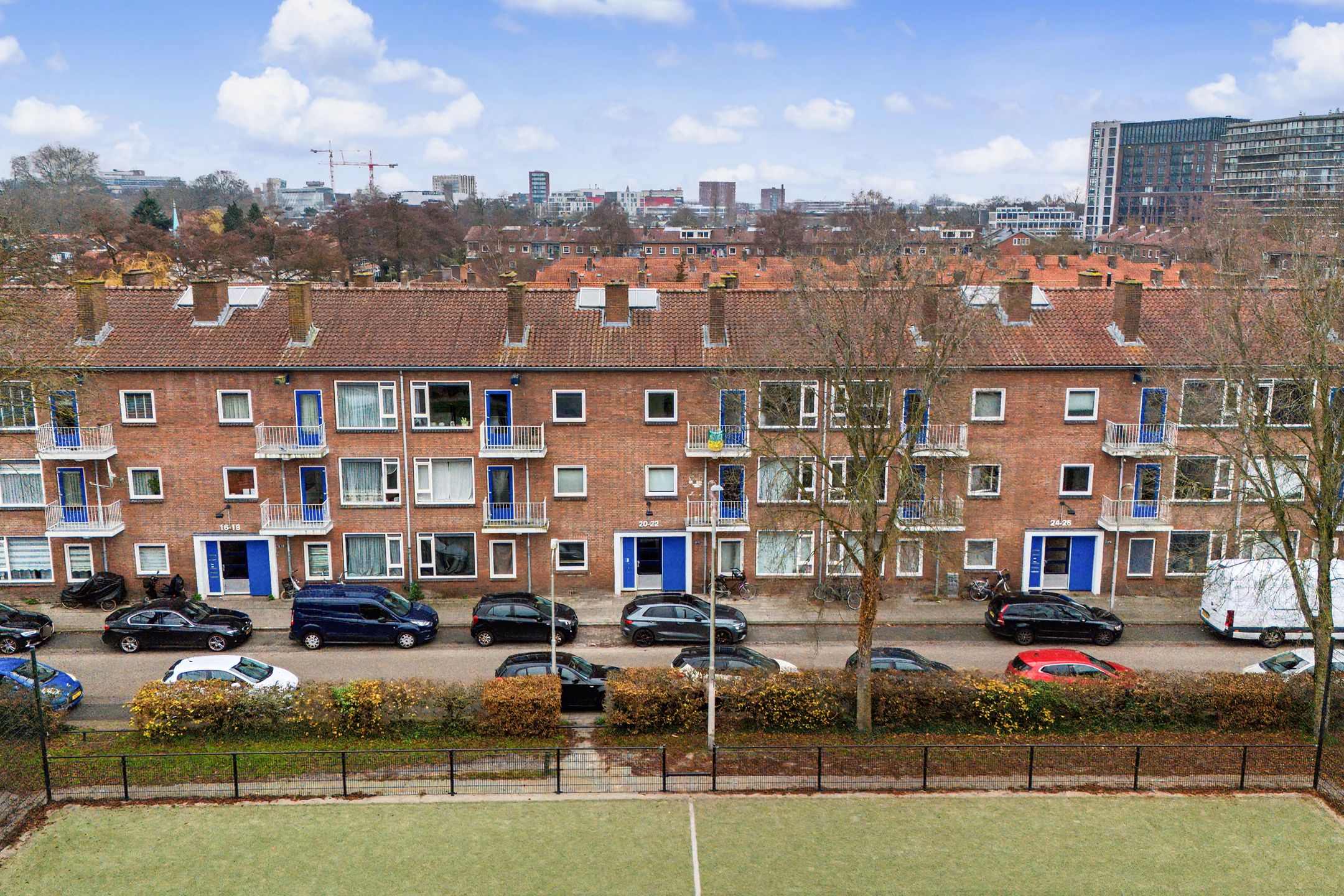 Photo 27 of Van Brakelstraat 20-C