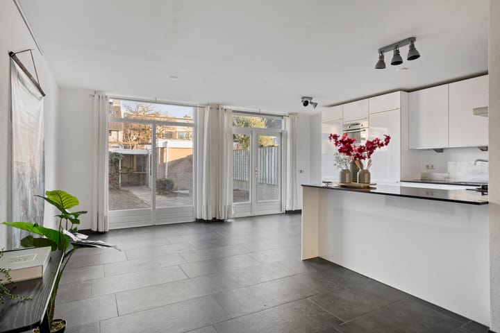 Foto 12 van Drapenierstraat 15