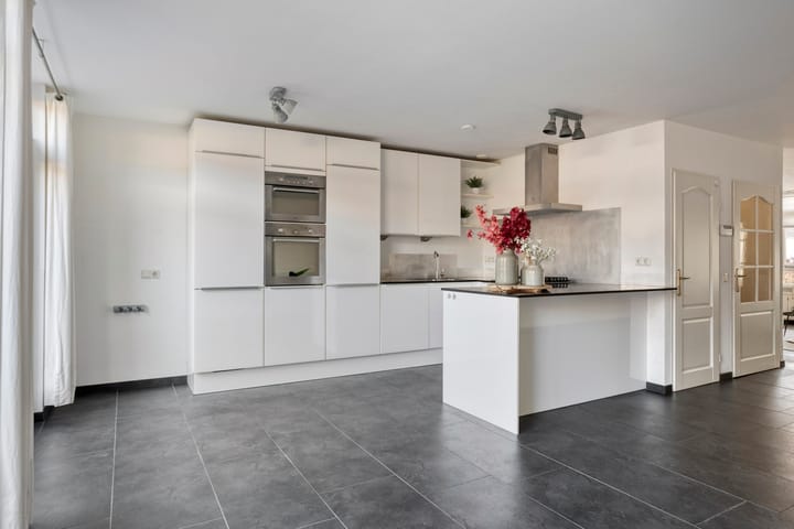 Foto 14 van Drapenierstraat 15