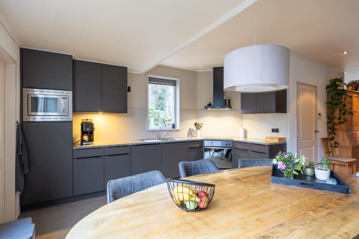 Foto 12 van Dahliastraat 65