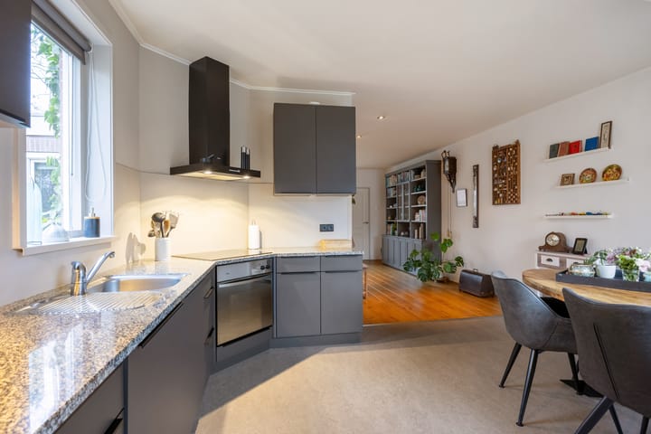 Foto 13 van Dahliastraat 65