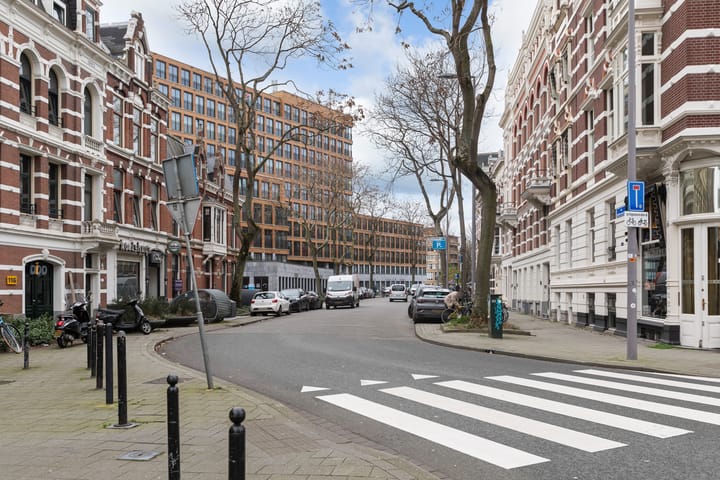 Foto 2 van Van Vollenhovenstraat 3-419