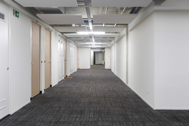 Foto 12 van Van Vollenhovenstraat 3-419