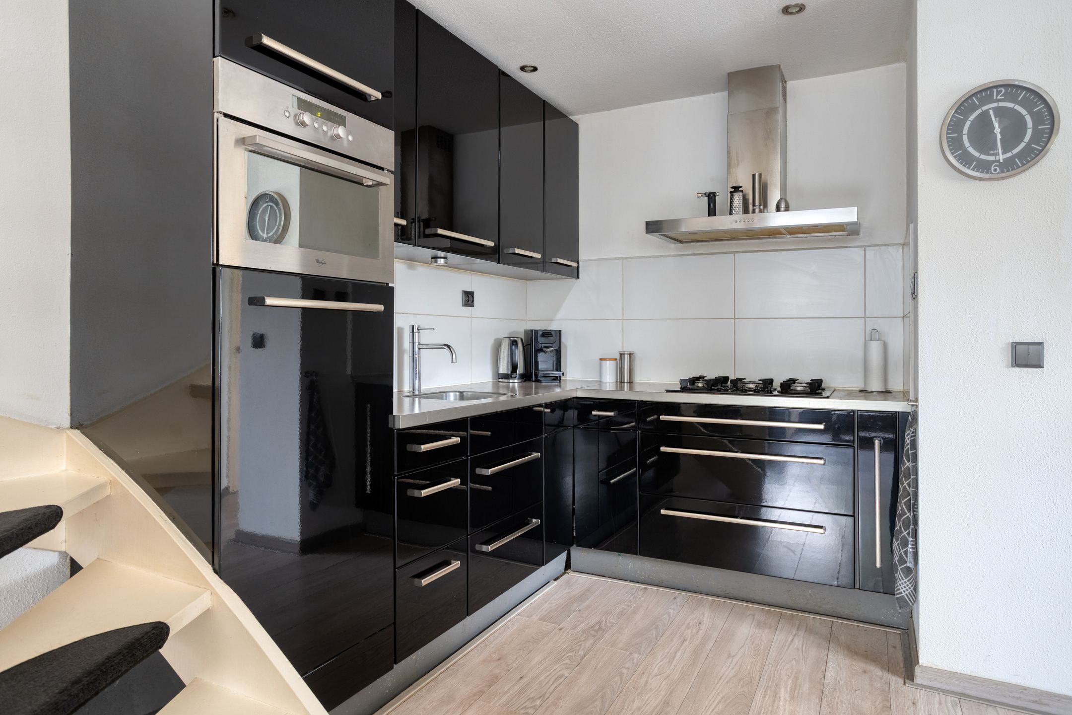 Photo 3 of Prattenburg 13