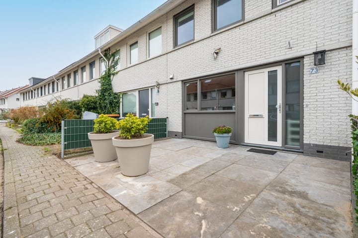 Foto 1 van Renoirhof 73