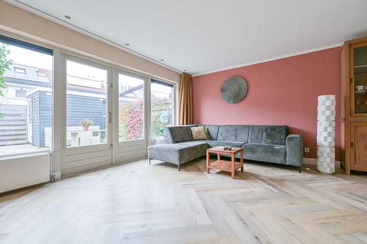 Foto 10 van Renoirhof 73