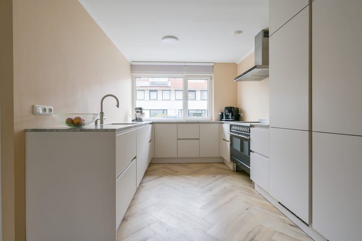 Foto 17 van Renoirhof 73