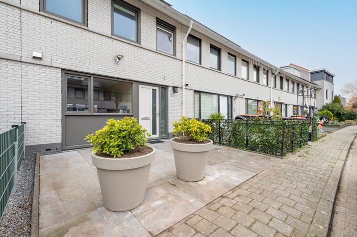 Foto 39 van Renoirhof 73