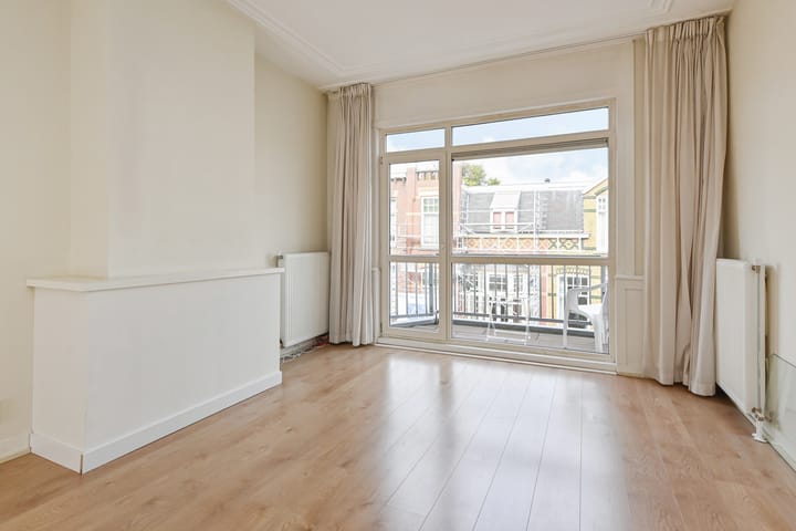 Foto 2 van Van Loostraat 38-A