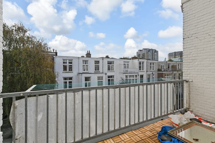 Foto 15 van Van Loostraat 38-A