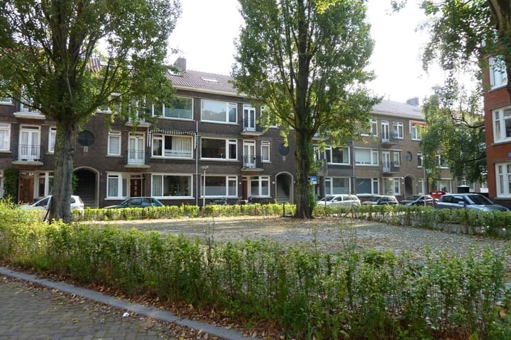 Photo 2 of Bickerstraat 8-A