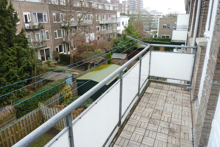 Photo 6 of Bickerstraat 8-A