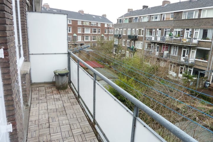 Photo 9 of Bickerstraat 8-A