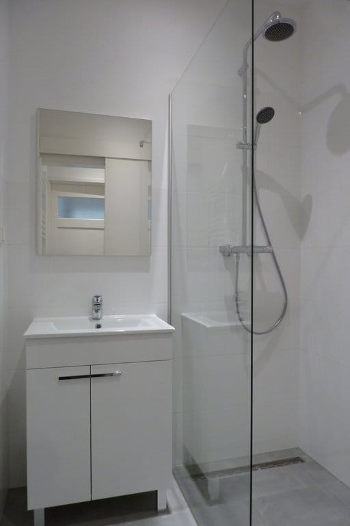 Photo 15 of Bickerstraat 8-A